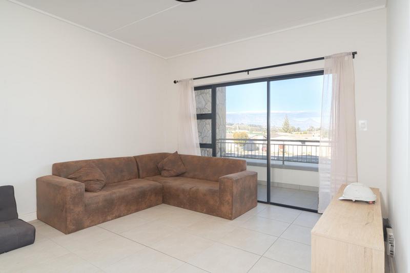 To Let 2 Bedroom Property for Rent in Somerset West Western Cape